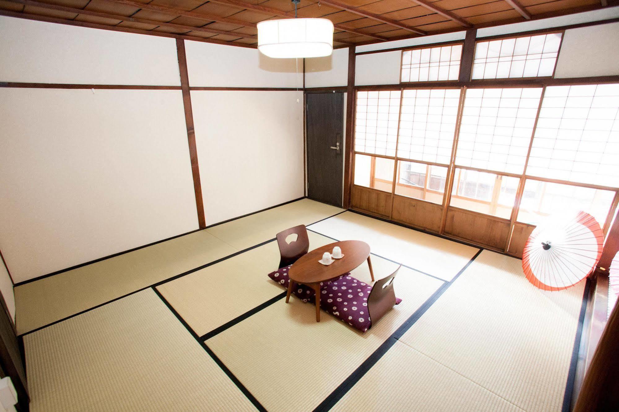 Guesthouse Omotenashi Киото Экстерьер фото